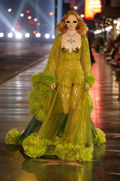 Look 95